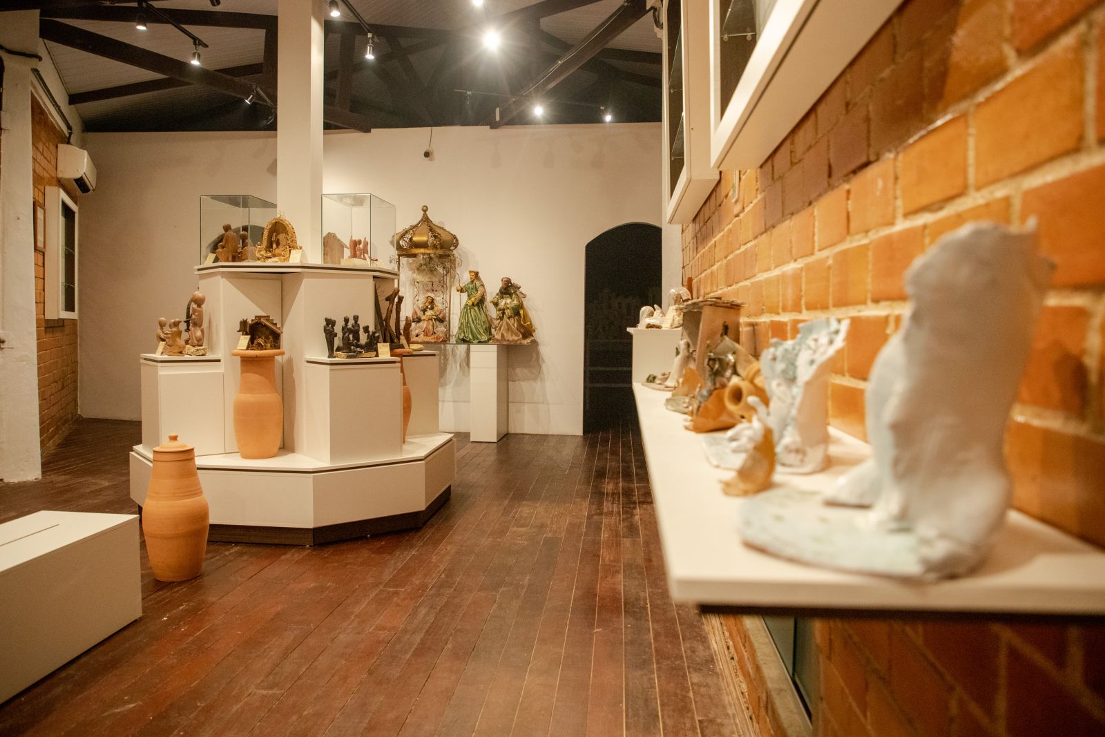  Local reúne cerca de mil presépios e mais de 2,8 mil peças artísticas