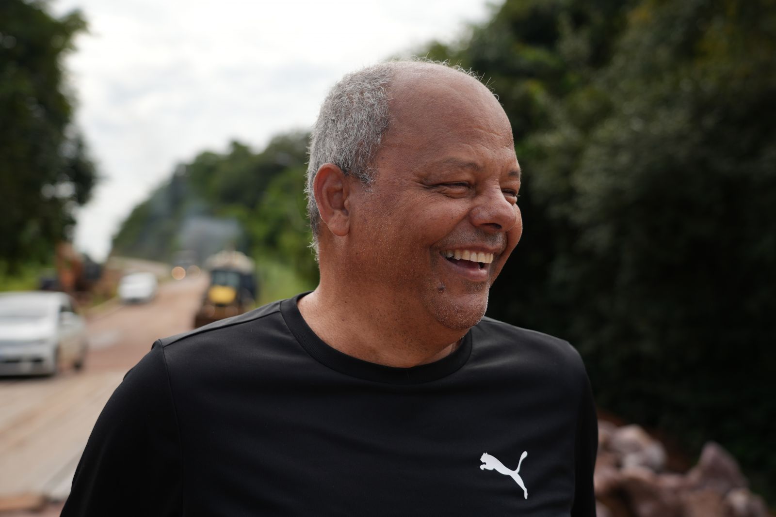 Romário Botelho acompanhou de perto os serviços finais da ponte sobre o igarapé Bate Estaca